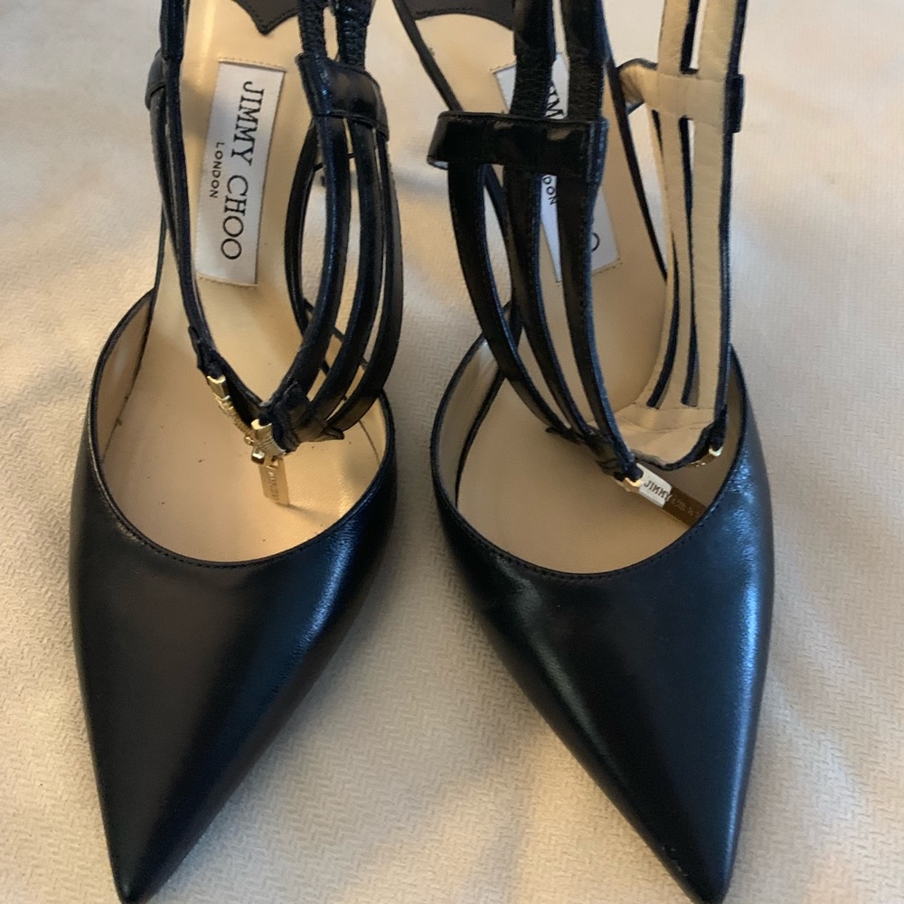 Jimmy Choo black leather heels pumps closed toes 8